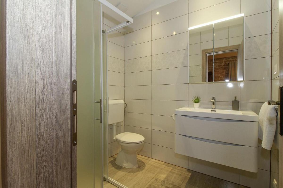Villa Olea In Barat - Haus Fuer 6-8 Personen Kanfanar Esterno foto