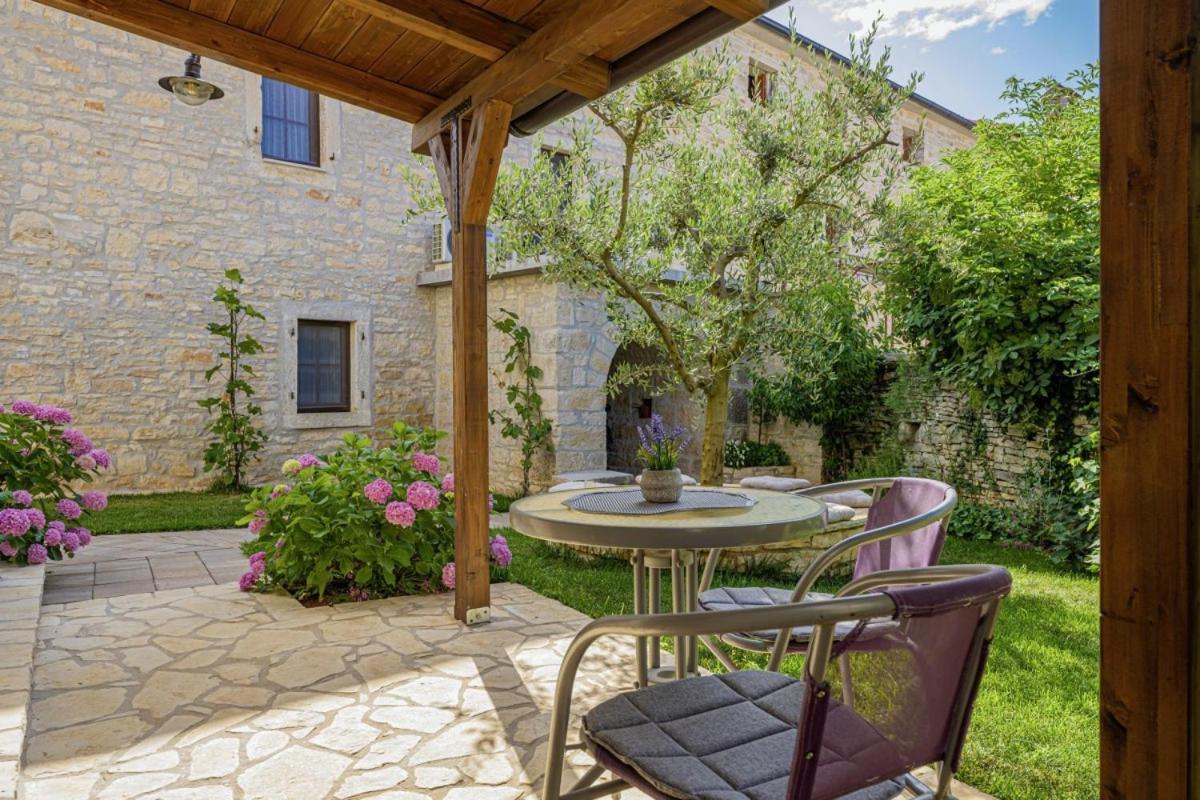 Villa Olea In Barat - Haus Fuer 6-8 Personen Kanfanar Esterno foto