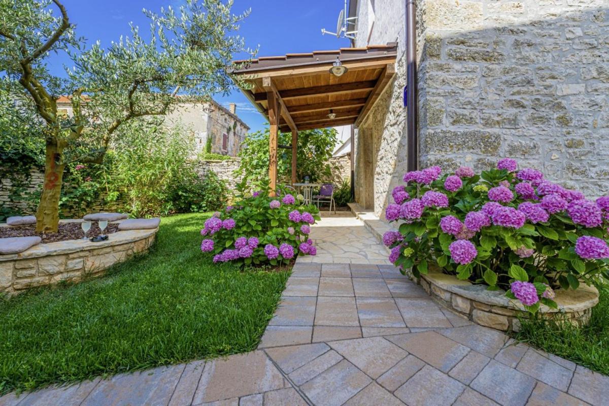 Villa Olea In Barat - Haus Fuer 6-8 Personen Kanfanar Esterno foto